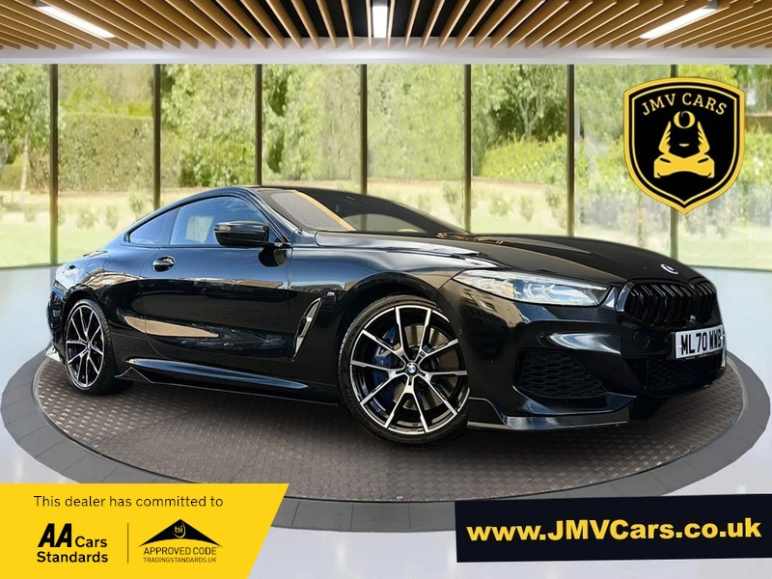 BMW 8 SERIES