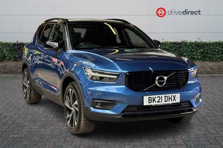 VOLVO XC40