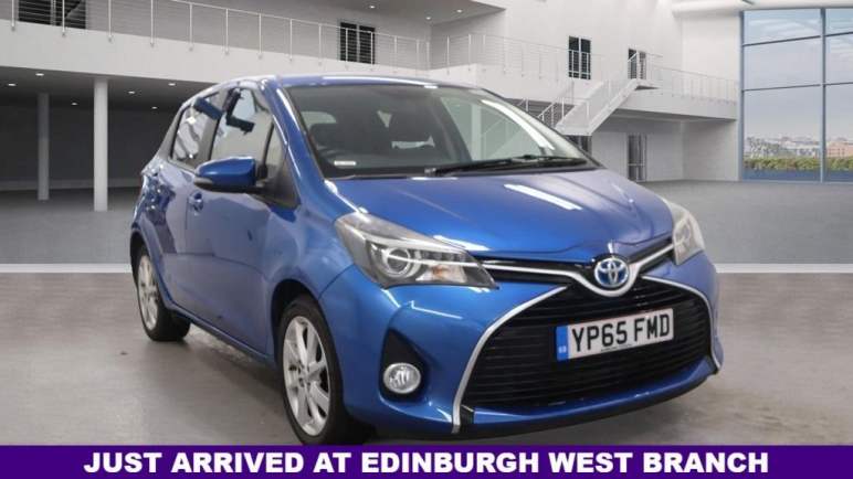 TOYOTA YARIS