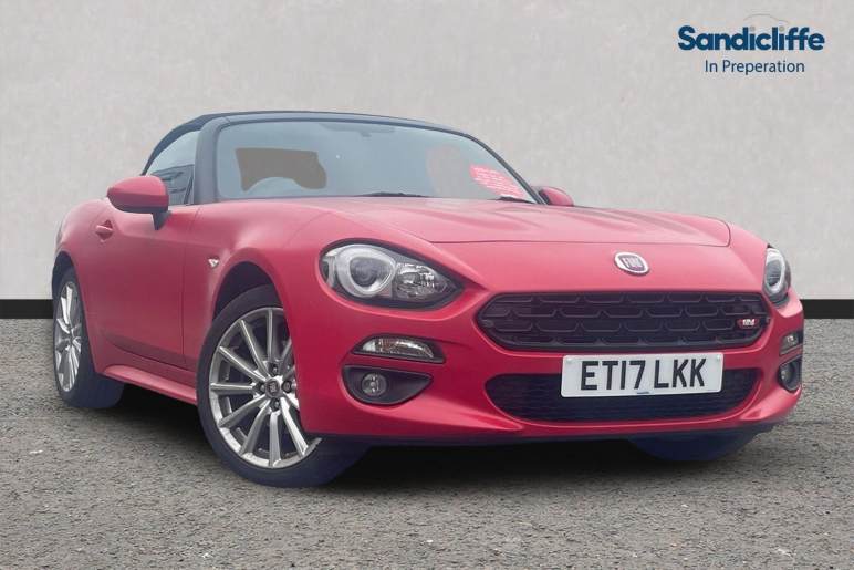 FIAT 124 SPIDER