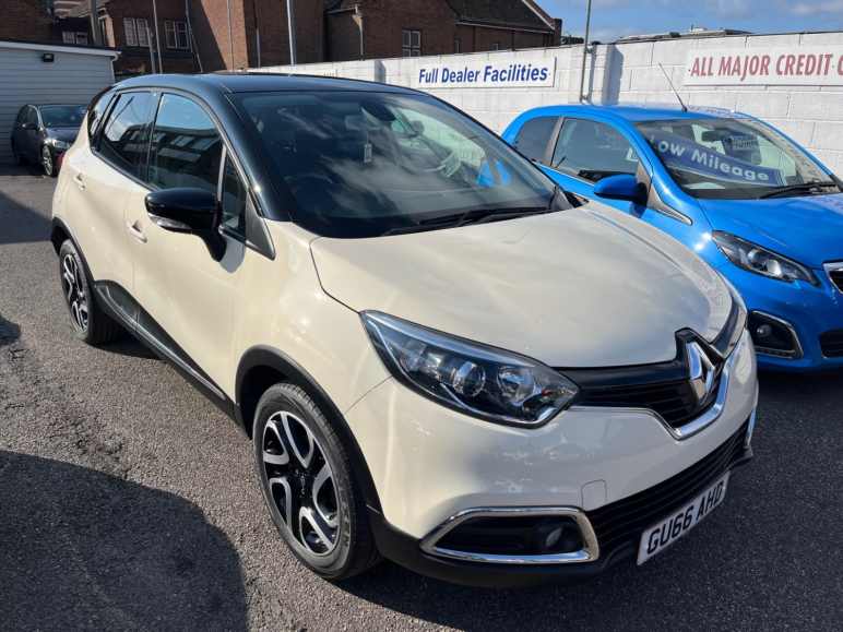 RENAULT CAPTUR