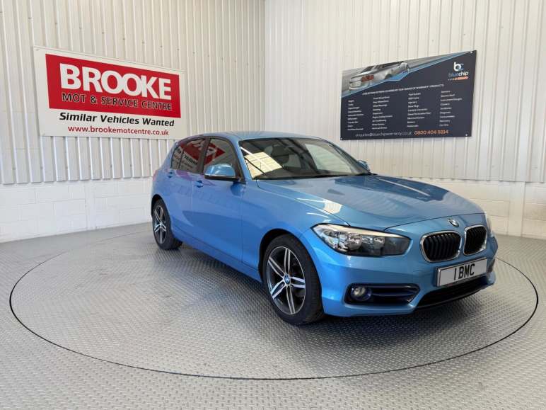 BMW 1 SERIES