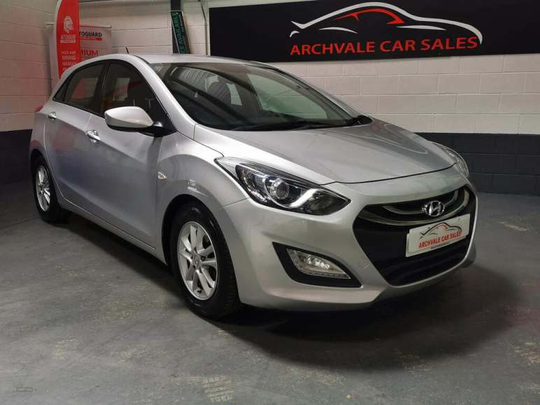 HYUNDAI I30