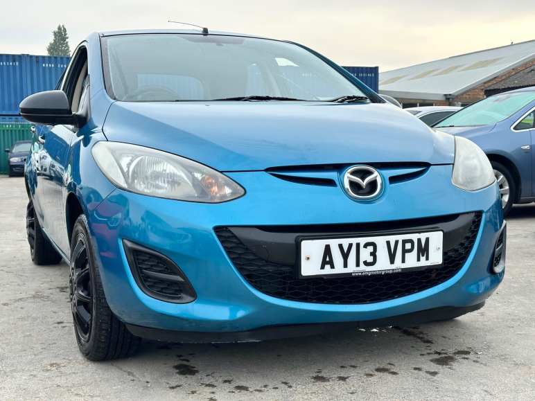 MAZDA 2
