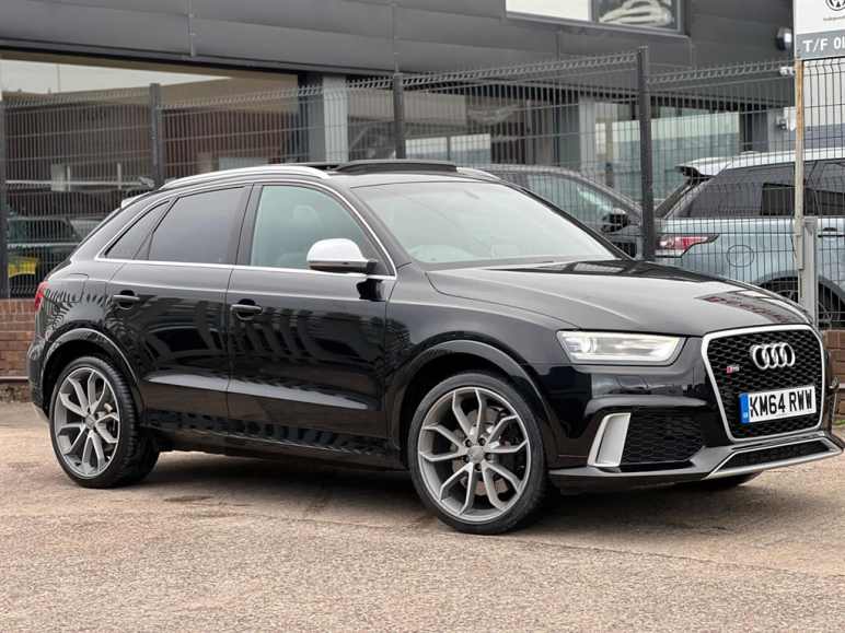 AUDI RS Q3