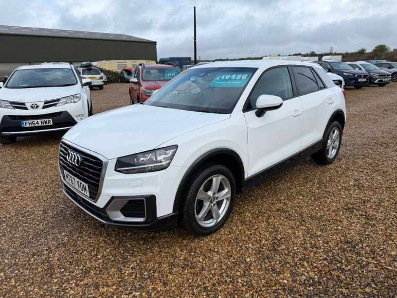 AUDI Q2