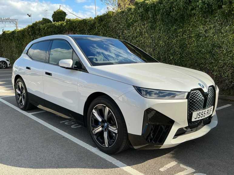 BMW IX