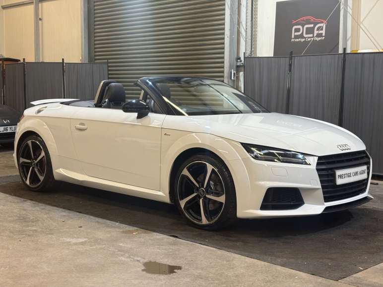 AUDI TT
