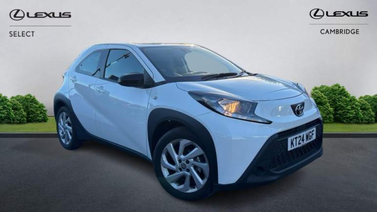 TOYOTA AYGO X