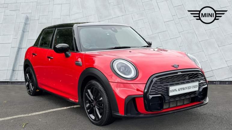 MINI HATCHBACK