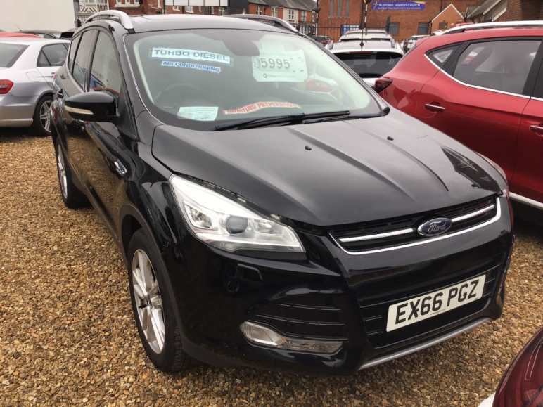 FORD KUGA