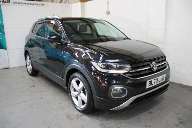 VOLKSWAGEN T-CROSS