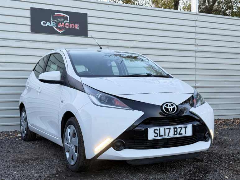 TOYOTA AYGO