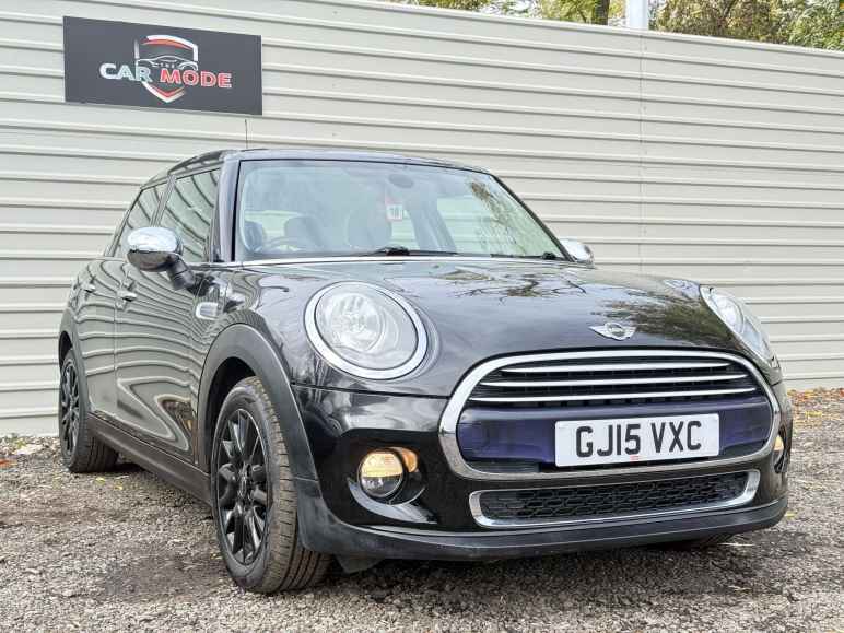 MINI HATCHBACK
