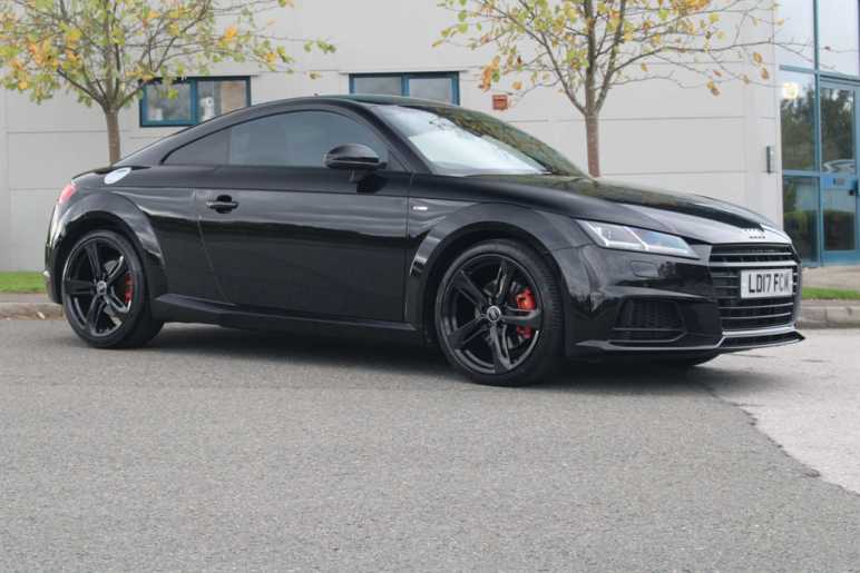 AUDI TT