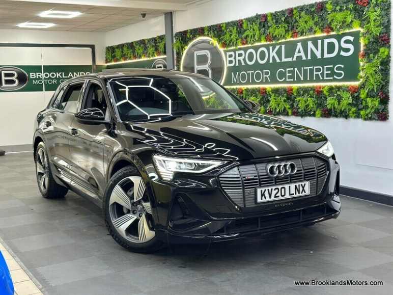 AUDI E-TRON