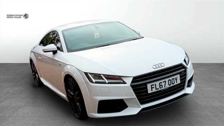 AUDI TT