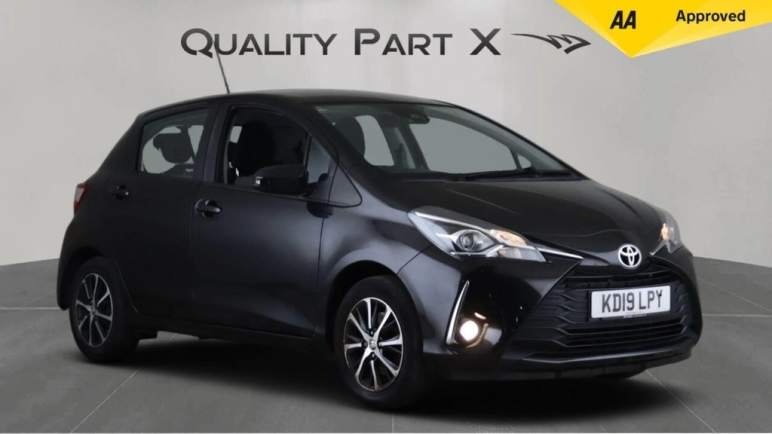 TOYOTA YARIS