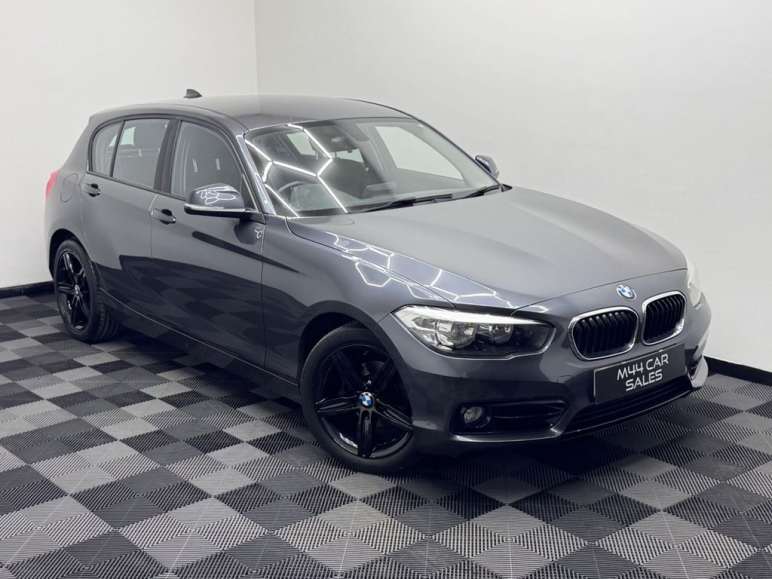 BMW 1 SERIES
