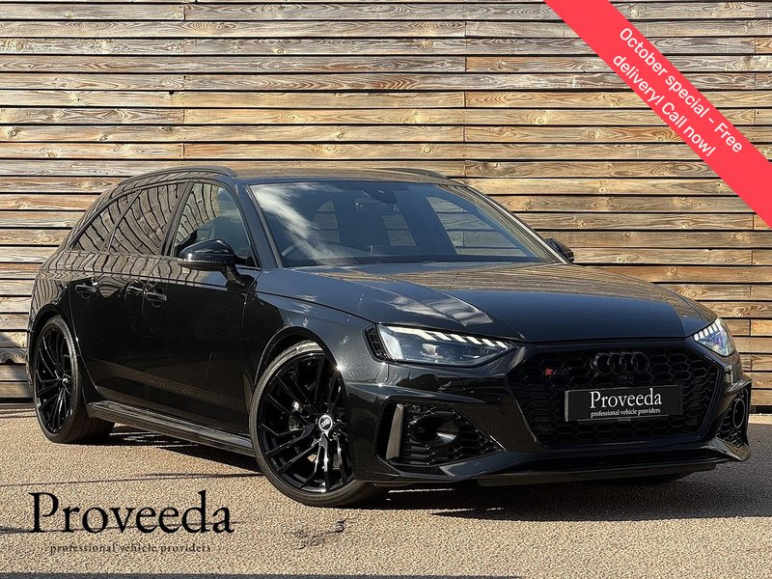 AUDI RS4