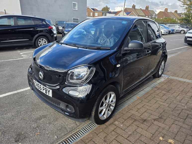 SMART FORFOUR