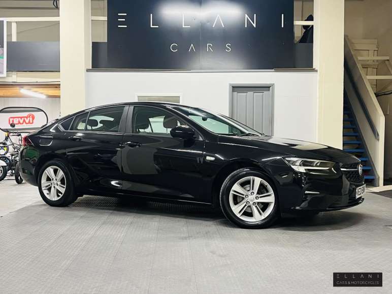 VAUXHALL INSIGNIA