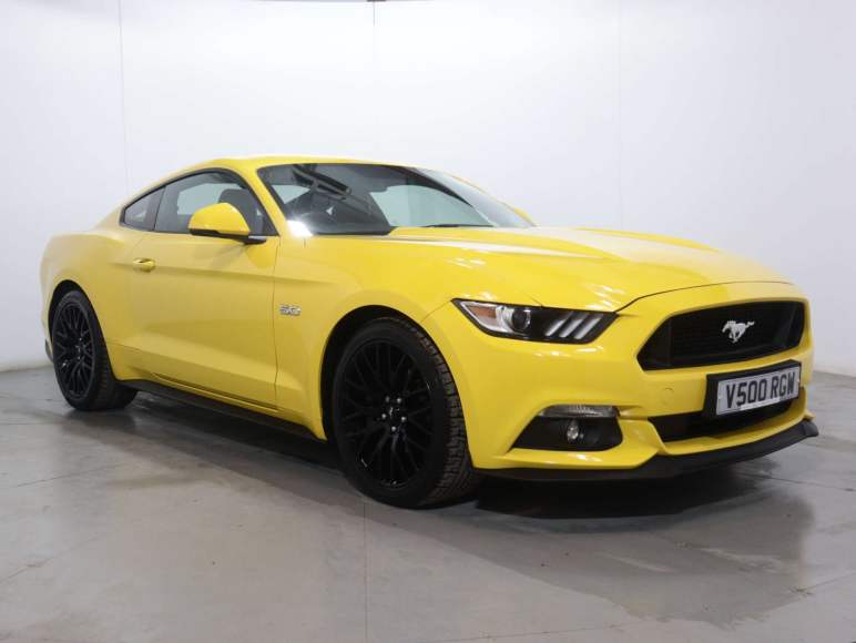 FORD MUSTANG