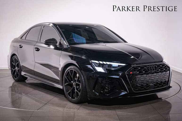 AUDI RS3