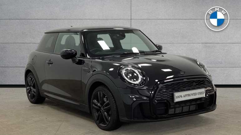 MINI HATCHBACK