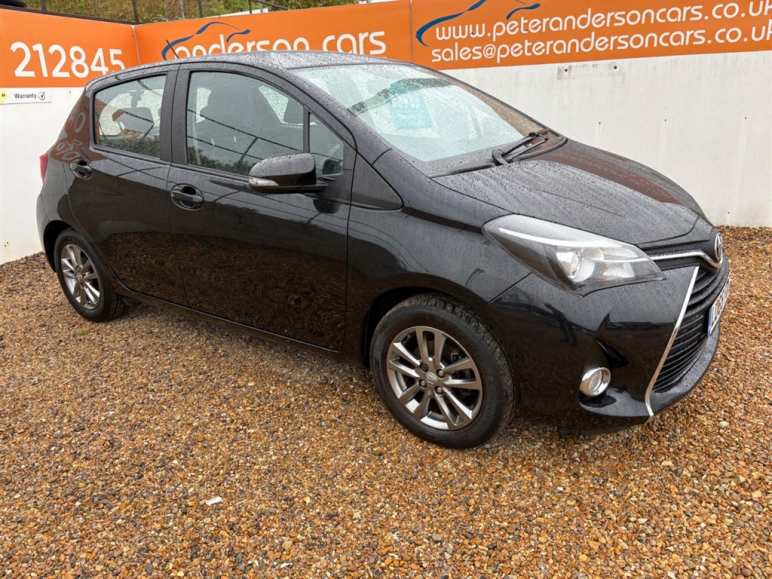 TOYOTA YARIS