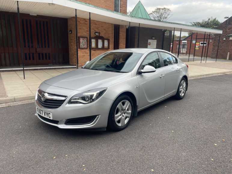 VAUXHALL INSIGNIA