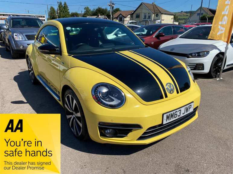 VOLKSWAGEN BEETLE