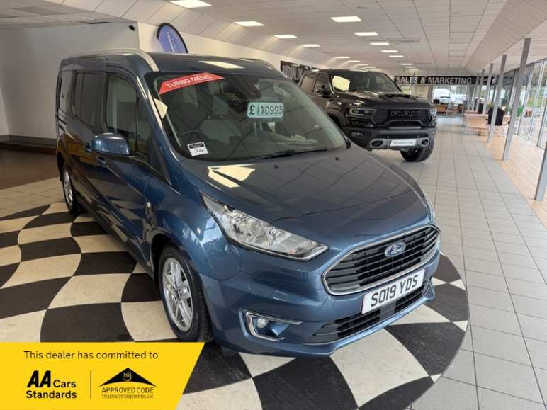 FORD GRAND TOURNEO CONNECT