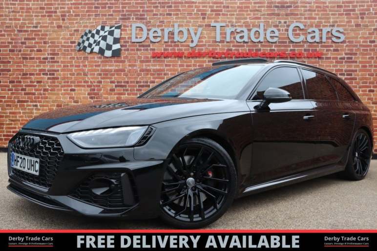 AUDI RS4