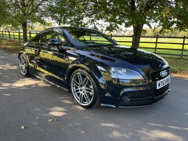 AUDI TT