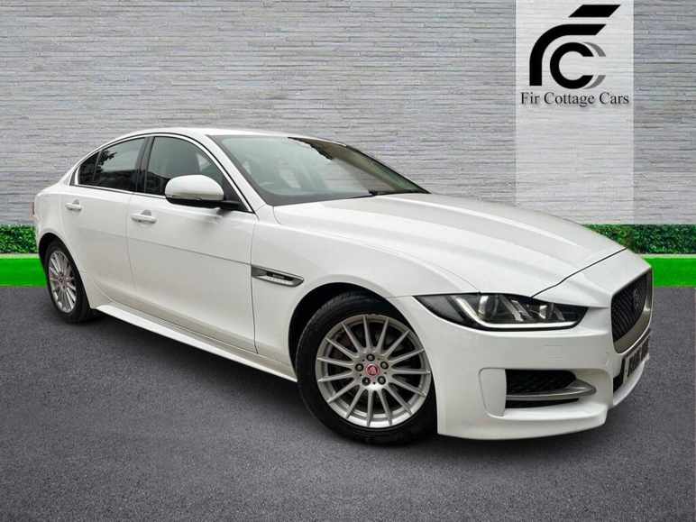 JAGUAR XE
