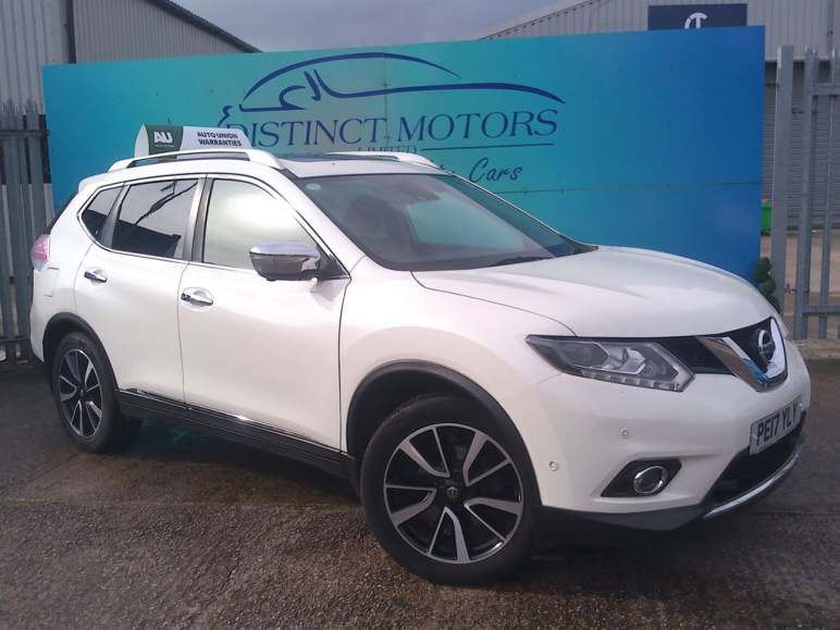 Nissan X-TRAIL