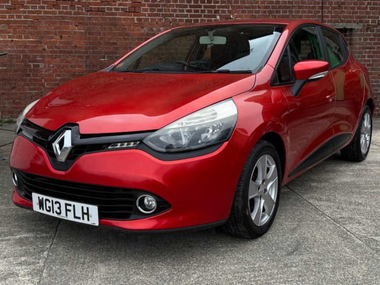 RENAULT CLIO