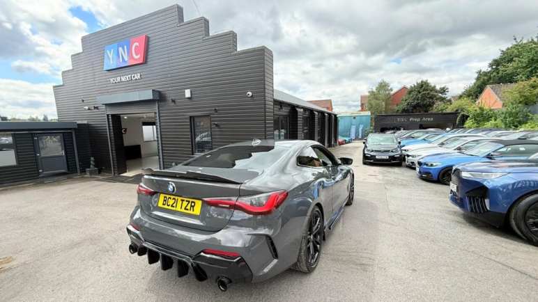 BMW 4 SERIES
