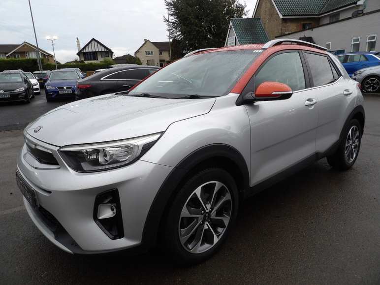 KIA STONIC