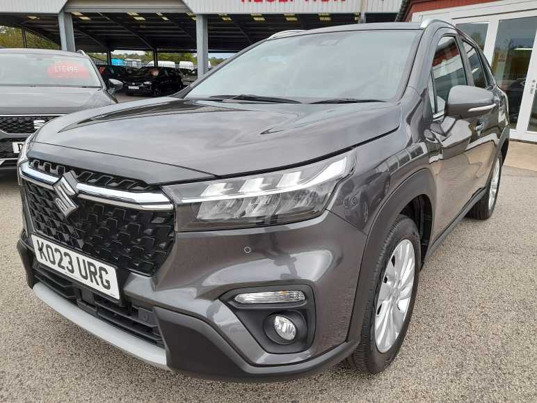 SUZUKI S-CROSS