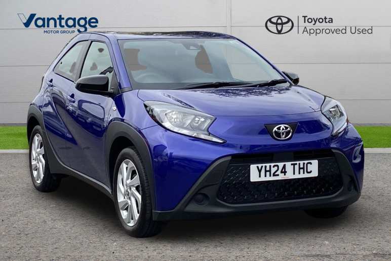 TOYOTA AYGO X