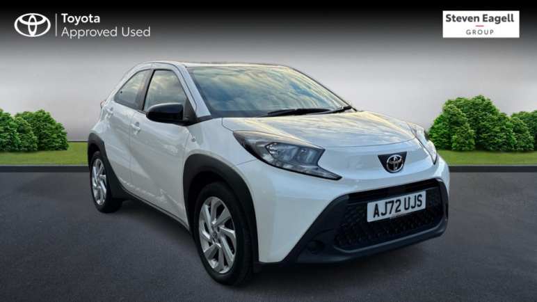 TOYOTA AYGO X
