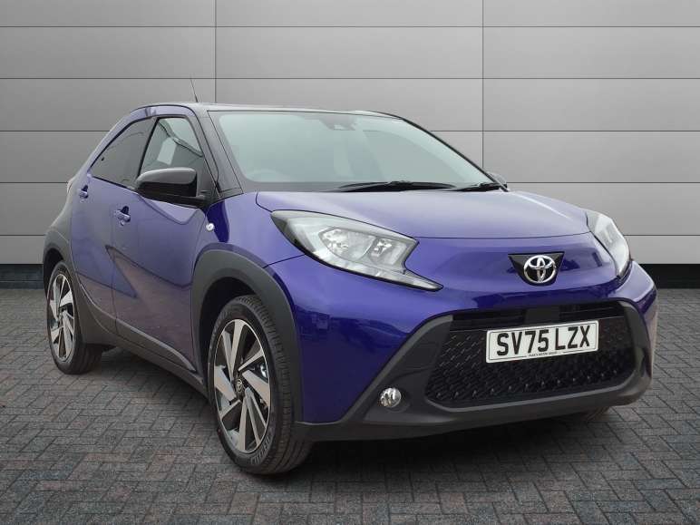 TOYOTA AYGO X