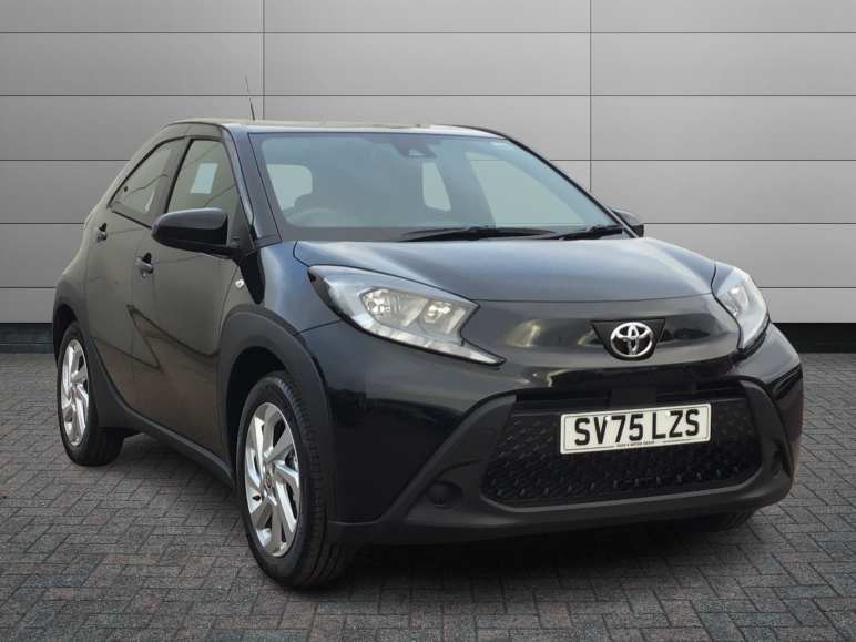 TOYOTA AYGO X