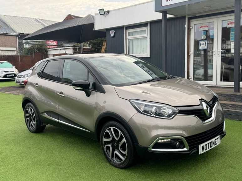 RENAULT CAPTUR