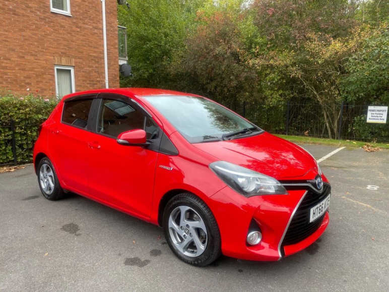 TOYOTA YARIS