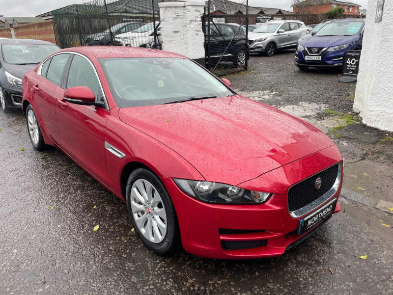 JAGUAR XE