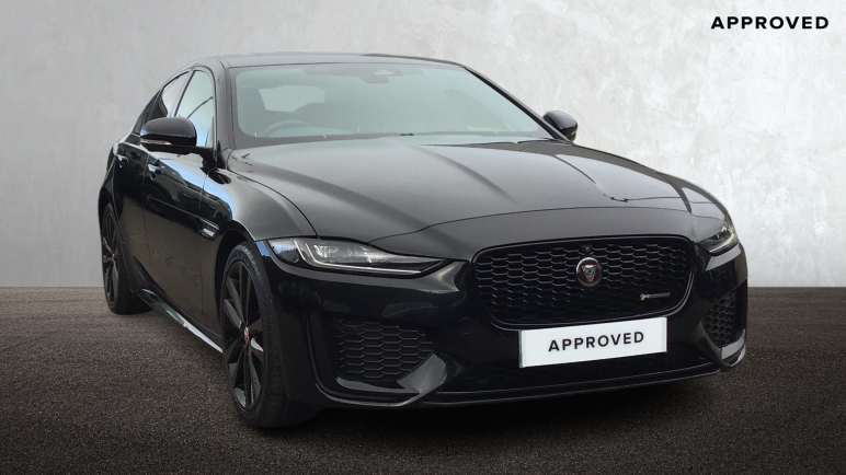 JAGUAR XE