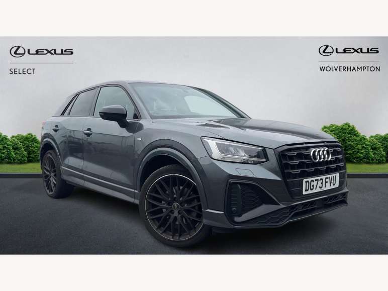 AUDI Q2